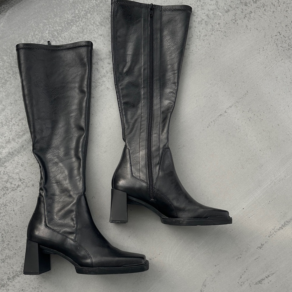 Vagabond Black Heeled Boots
